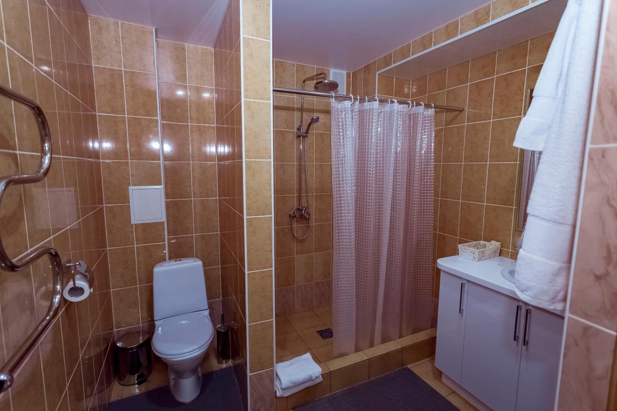 Kurmet Hotel Uralsk Extérieur photo