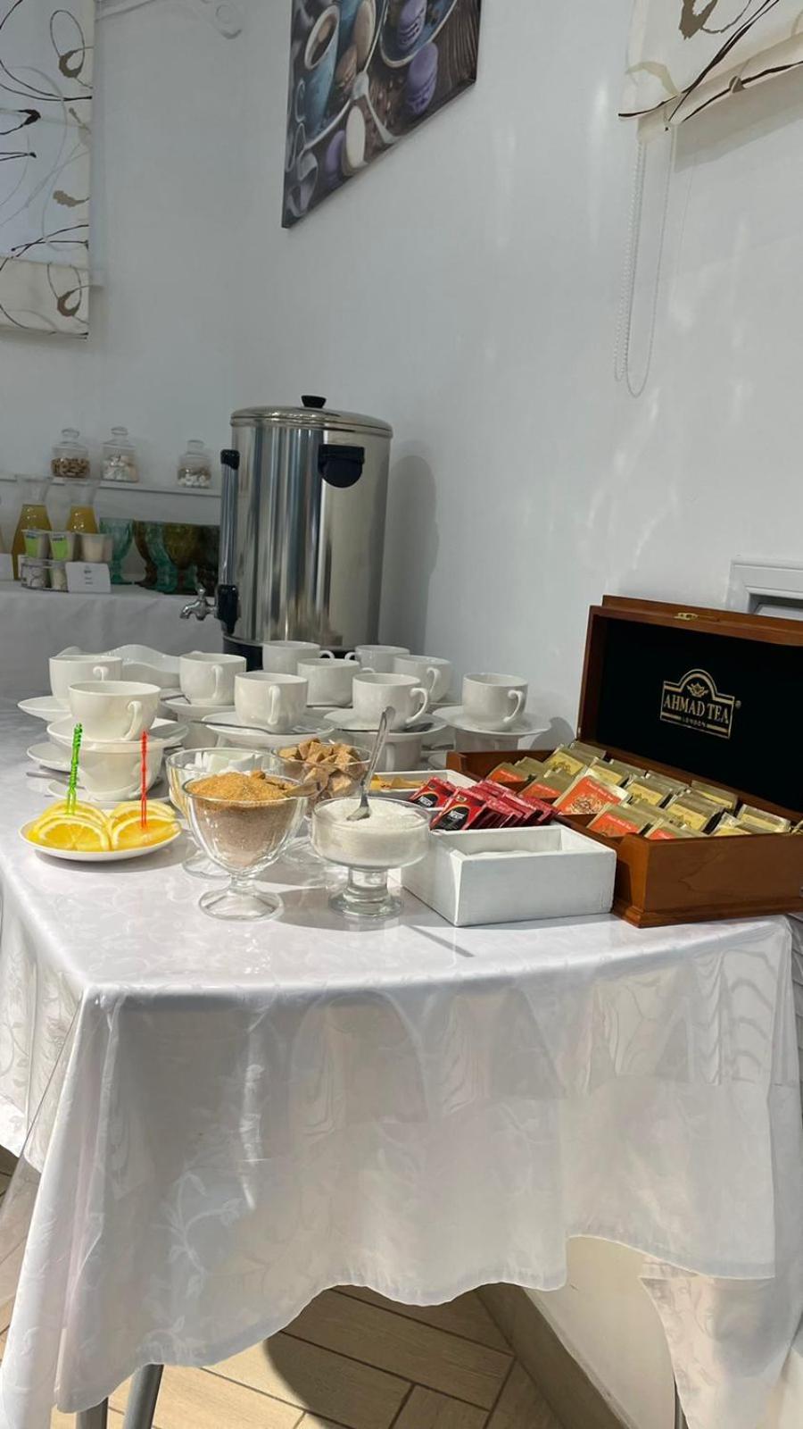 Kurmet Hotel Uralsk Extérieur photo